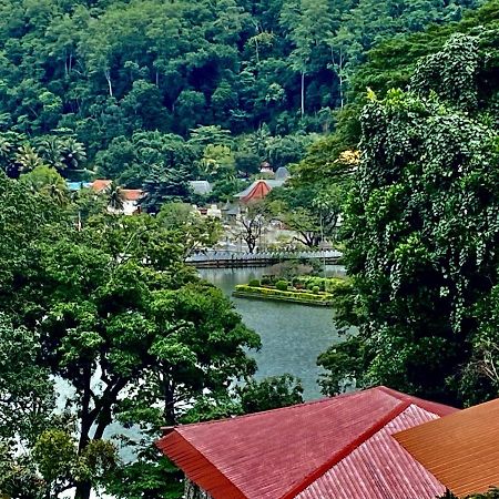 Sesatha Lake Канди Экстерьер фото